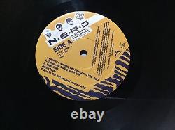 N. E. R. D In Search Of. 2002 2-lp Set Astralwerks Print Oop Vintage Vinyl Rare